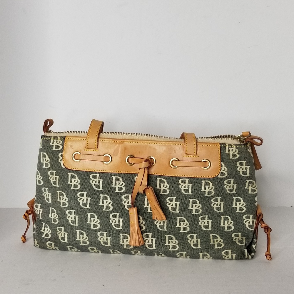 🆕️ Dooney & Bourke Leather Shoulder Bag